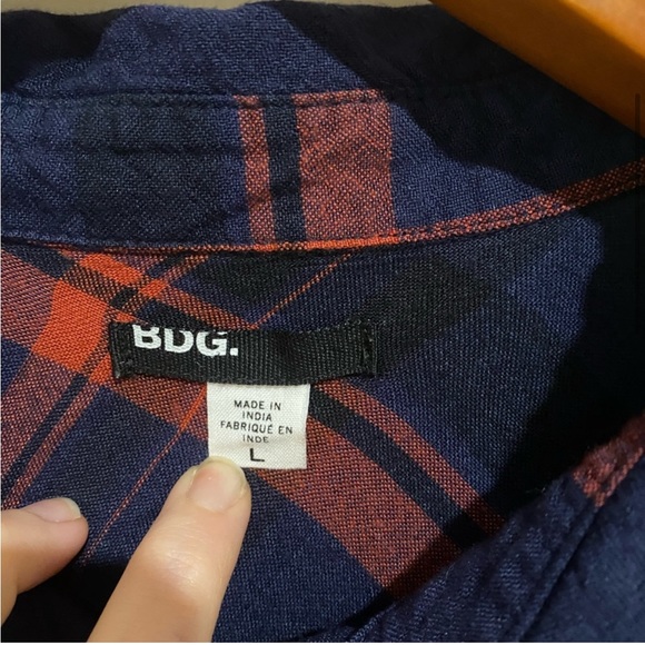 BDG Urban Outfitters Navy & Red Plaid Long Sleeve Button Up Shirt Size Large - Picture 3 of 10